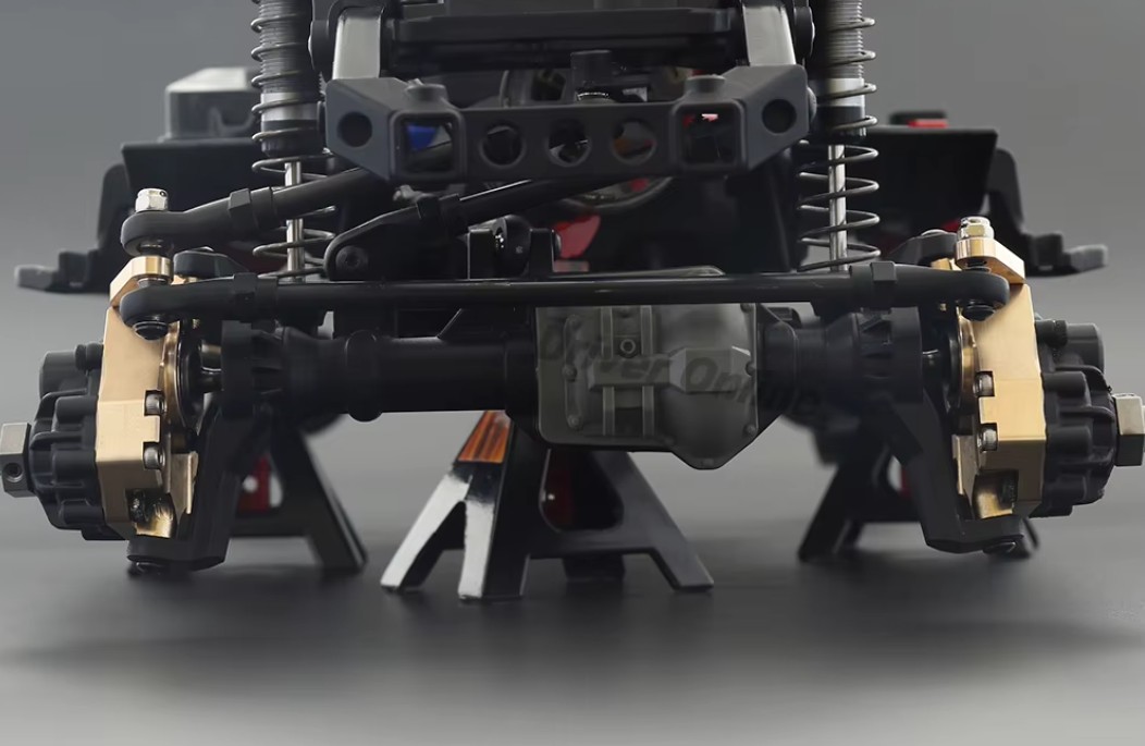 TRAXXAS TRX-4 Mosazná přední těhlice 140g 2Ks